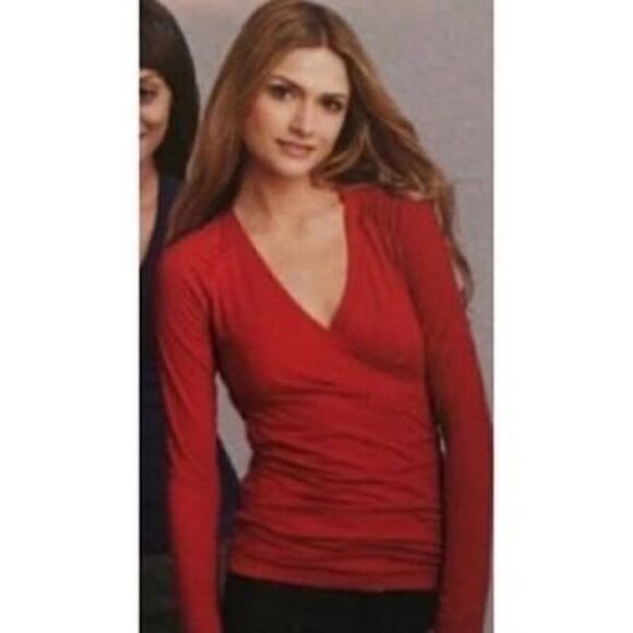 ✨ Cabi Hanky Ballet Wrap Ruched Top ✨ - Picture 1 of 5